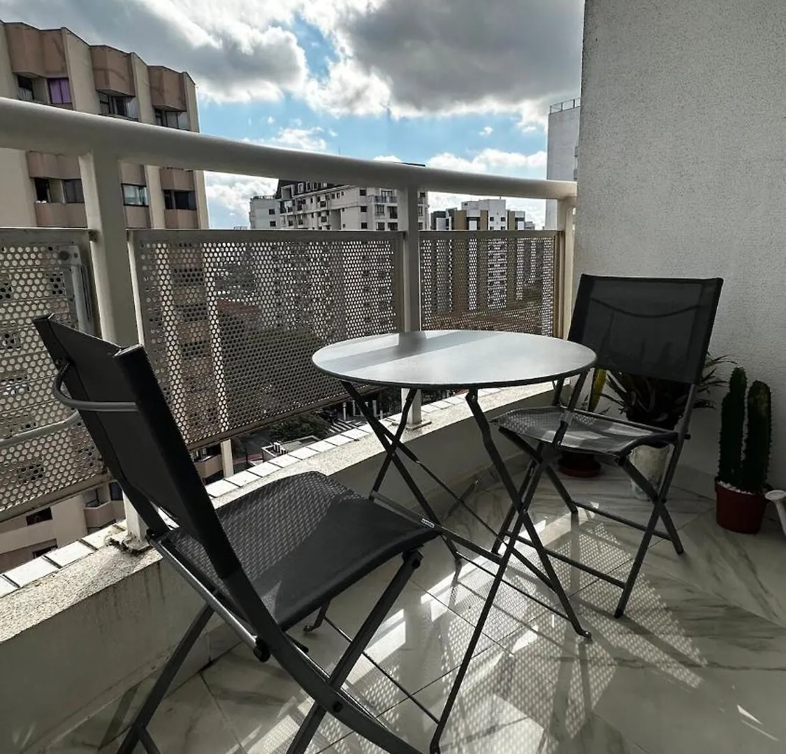 Flat Em Moema - Limpeza Diaria & Estacionamento Apartment Sao Paulo